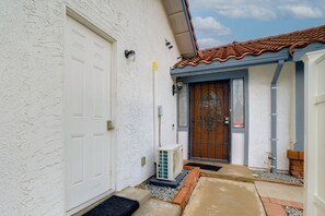 Apartment (0 Bedroom) | Bahagian dalam