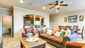 อพาร์ทเมนท์ (4 Bedrooms) | ด้านหน้าที่พัก
