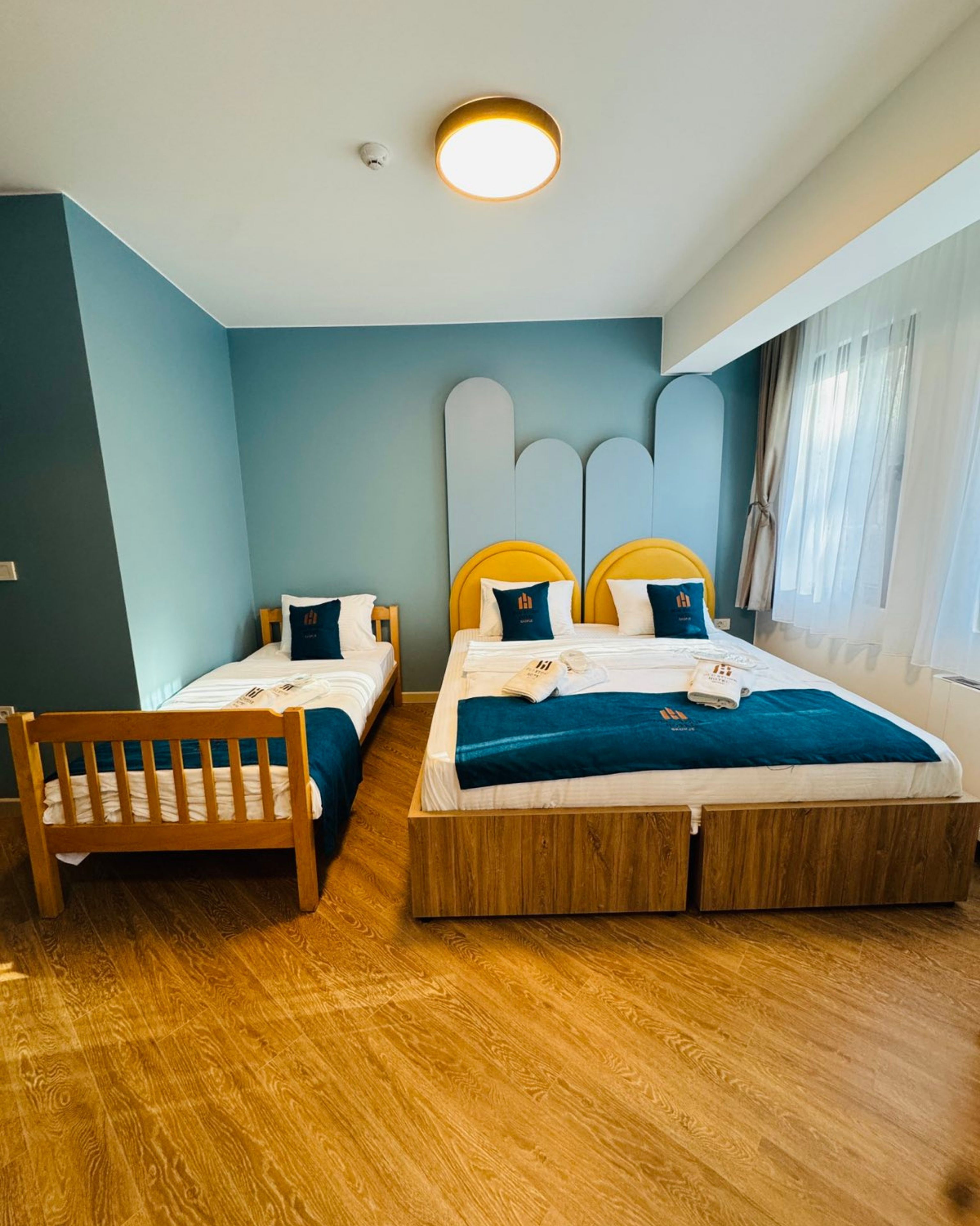 Standard Triple Room | In-room safe, free WiFi