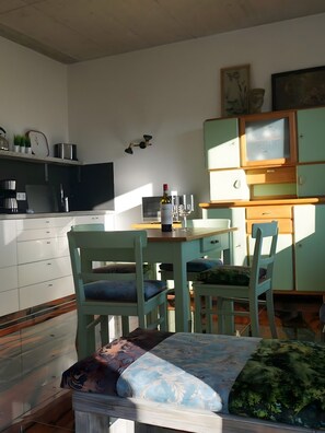 تناول الطعام