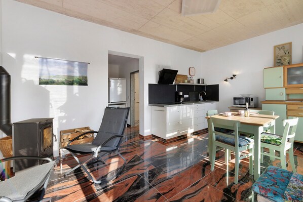 Interior - Studio 'Between Forest and Lake' with Lake View and Private Garden (Meinerzhagen)