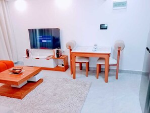 Snjallsjónvarp, Netflix, mjög nýlegar kvikmyndir, myndstreymiþjónustur