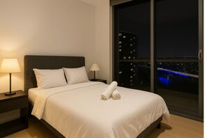 Silitysrauta/-lauta, internet, vuodevaatteet