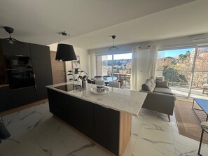 Interior - KOSMIC 603 by Avecoeur (Roquebrune-Cap-Martin)