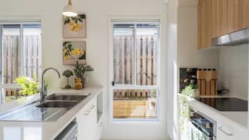 Ofen, Herdplatte, Geschirrspüler