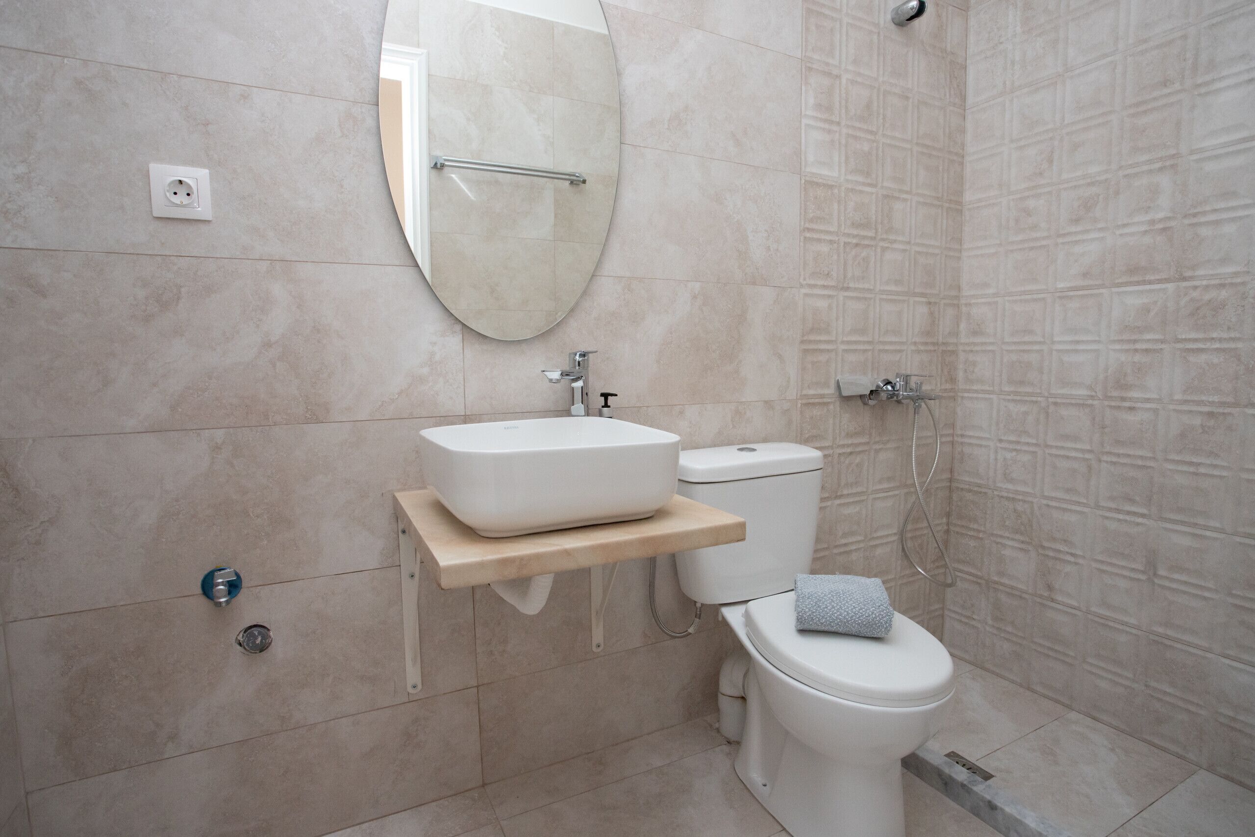 Apartment, 3 Bedrooms, Terrace, Sea View | Bathroom | Shower, towels, toilet paper