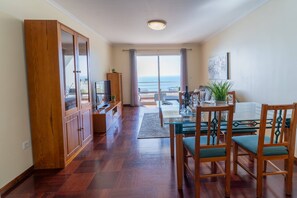 Dining - Vista Azul By Madeira Real (Funchal)