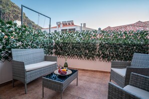 Terrace/patio - Apartamento Brava JT by Madeira ReAL (Ribeira Brava)