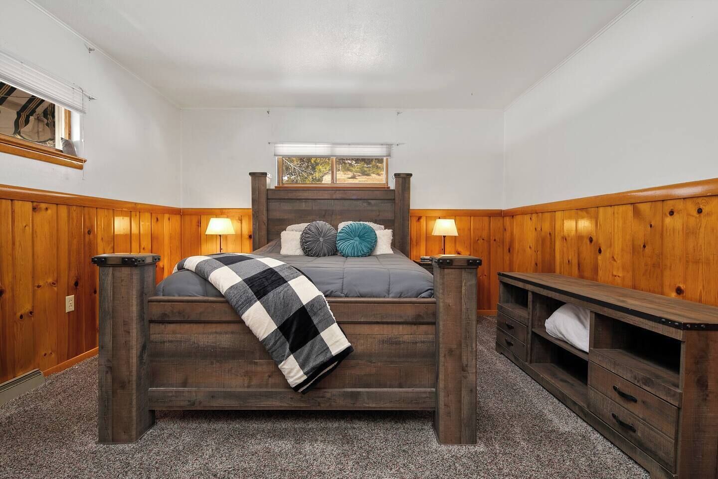 Iron/ironing board, travel crib, free WiFi, bed sheets