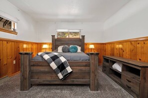 Fer et planche à repasser, lit parapluie, Wi-Fi gratuit, draps fournis