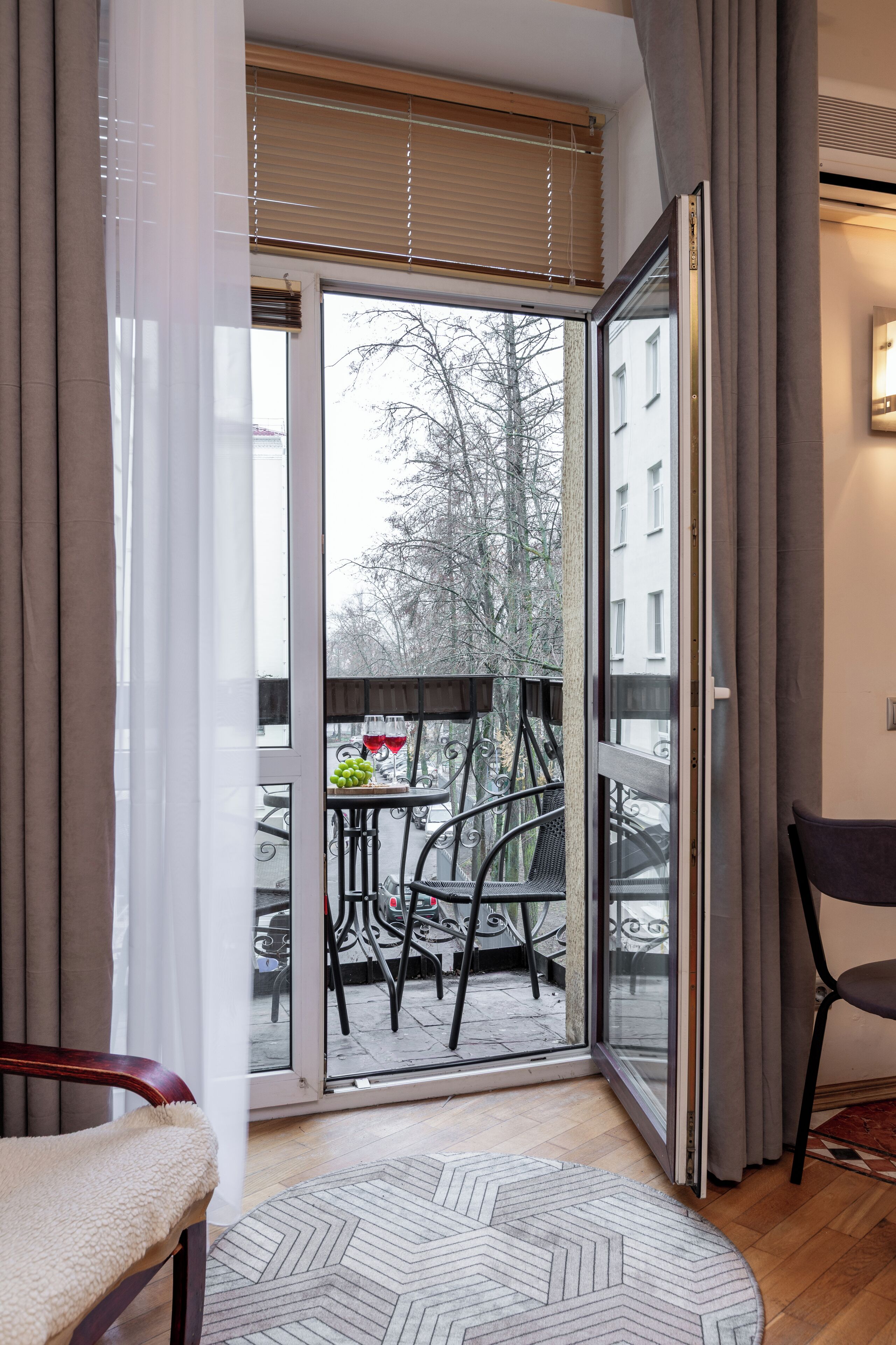 Comfort Apartment, Balcony, Courtyard View | Courtyard view