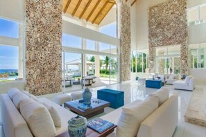 6 bedrooms - Insane Ocean View Cap Cana Villa - Pool Chef Staff (Punta Cana)