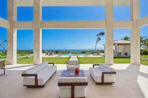Villa | 6 bedrooms - Insane Ocean View Cap Cana Villa - Pool Chef Staff (Punta Cana)