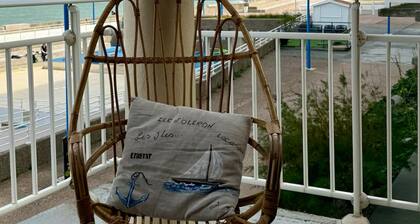 The lighthouse facing the sea