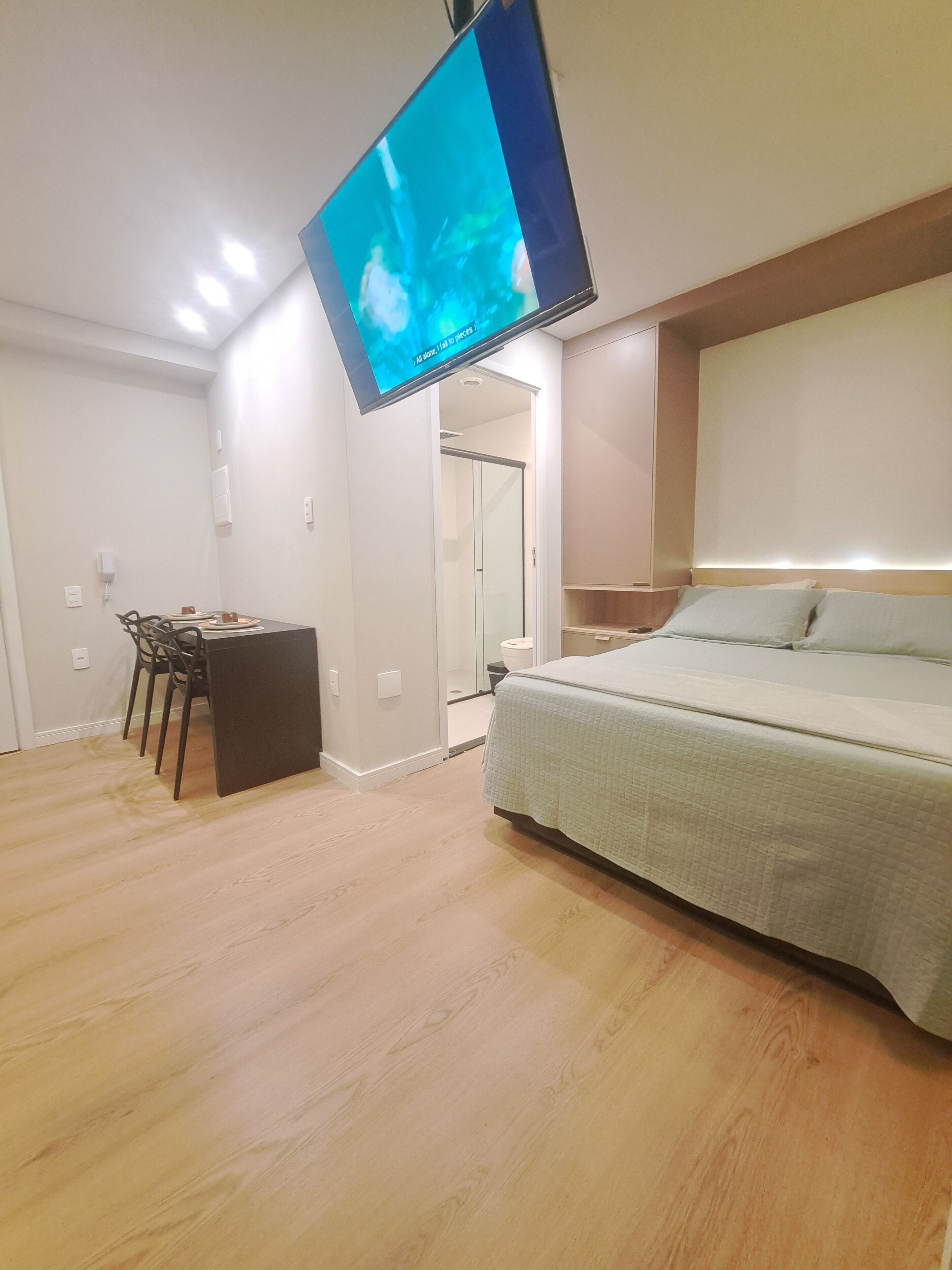 Desk, iron/ironing board, free WiFi, bed sheets