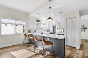 Condo, 2 Bedrooms | Private kitchen | Fridge, oven - Casa Marina 634 2 Bedroom Condo (Fort Myers Beach)