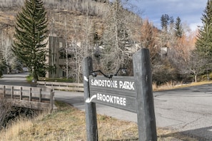 Condo, 2 Bedrooms | Property grounds - Brooktree Condos D221 2 Bedroom Condo (Vail)