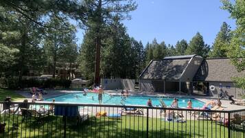 Appart'hĂŽtel, 1 chambre | Piscine