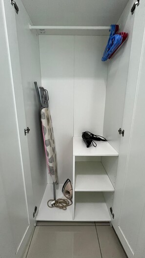 Interior - Happy Home @ Atlantis Residences [Pool View] (Melaka)