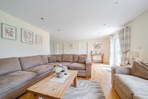 Living area - Aspen Lodge (Brigg)