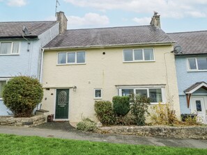 Exterior - Hafan Hapus (Beaumaris)