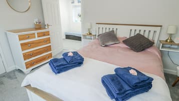 2 bedrooms, free WiFi, individually decorated, individually furnished