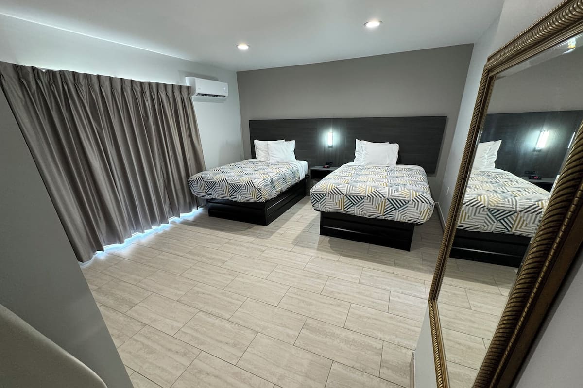 Deluxe Studio Suite, 2 Double Beds, Non Smoking, Kitchenette | Desk, laptop workspace, iron/ironing board, free WiFi