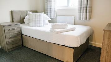 4 habitaciones, decoración personalizada y muebles diferentes