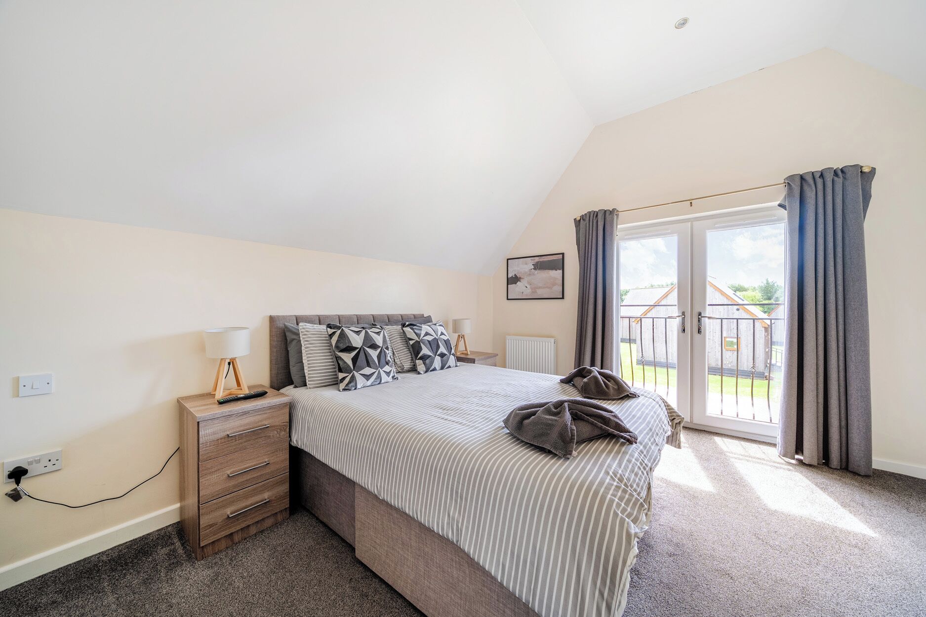5 Schlafzimmer, kostenloses WLAN, individuell dekoriert