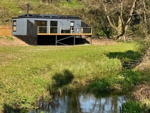 Exterior - Luxury eco retreat cabins in Shropshire (Market Drayton)