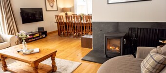 Loramore - large holiday home in Aviemore