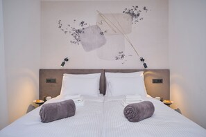 Desk, iron/ironing board, free WiFi, bed sheets - Point of Life 1 by Litto (Split)