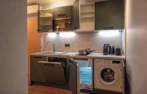 Private kitchen - Appartment Deluxe - West Paris Suite (Paris)