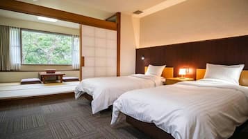 Caixa forta a l'habitació, planxa i posts de planxar i wifi gratuïta