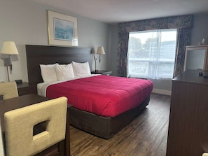 Basic Room, 1 Queen Bed, Non Smoking | Free WiFi, bed sheets - OceanShores Inn (Ocean Shores)