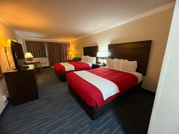 Superior Double Room, 2 Queen Beds | Free WiFi, bed sheets - OceanShores Inn (Ocean Shores)