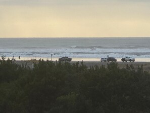 Deluxe Double Room, 2 Queen Beds, Patio, Sea Facing - OceanShores Inn  (Ocean Shores)