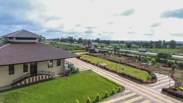 Mặt tiền nơi lưu trú