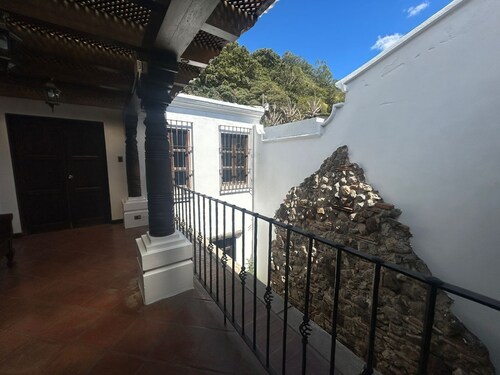 Nice house in Antigua Guatemala for 7 guests