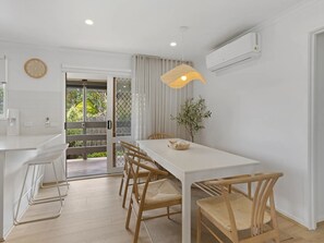Dining - Simple Shores Blairgowrie (Blairgowrie)