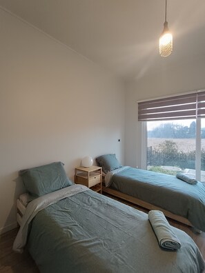 2 bedrooms, WiFi, bed sheets