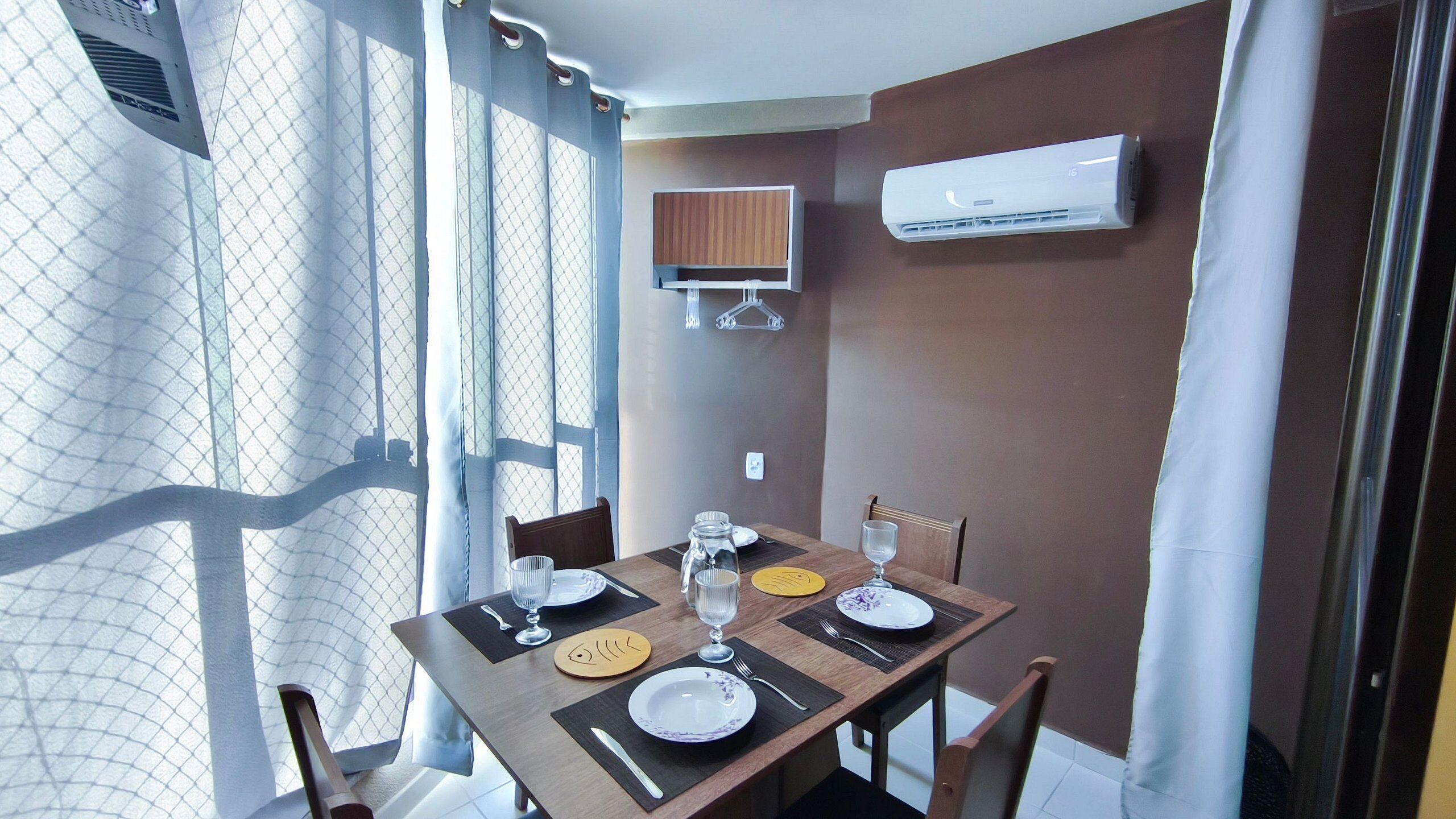 家庭開放式客房 | 用餐區