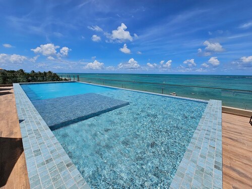 Açores Praia de Tamandaré - À Beira-Mar