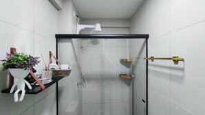 Family Apartment | Bathroom - Açores Praia de Tamandaré - À Beira-Mar (Tamandaré)
