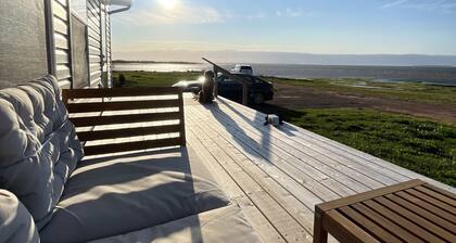 Oceanfront w/ Sauna, Beach Access & Ocean Views