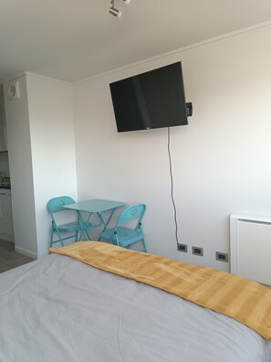 1 Schlafzimmer, WLAN, Bettwäsche
