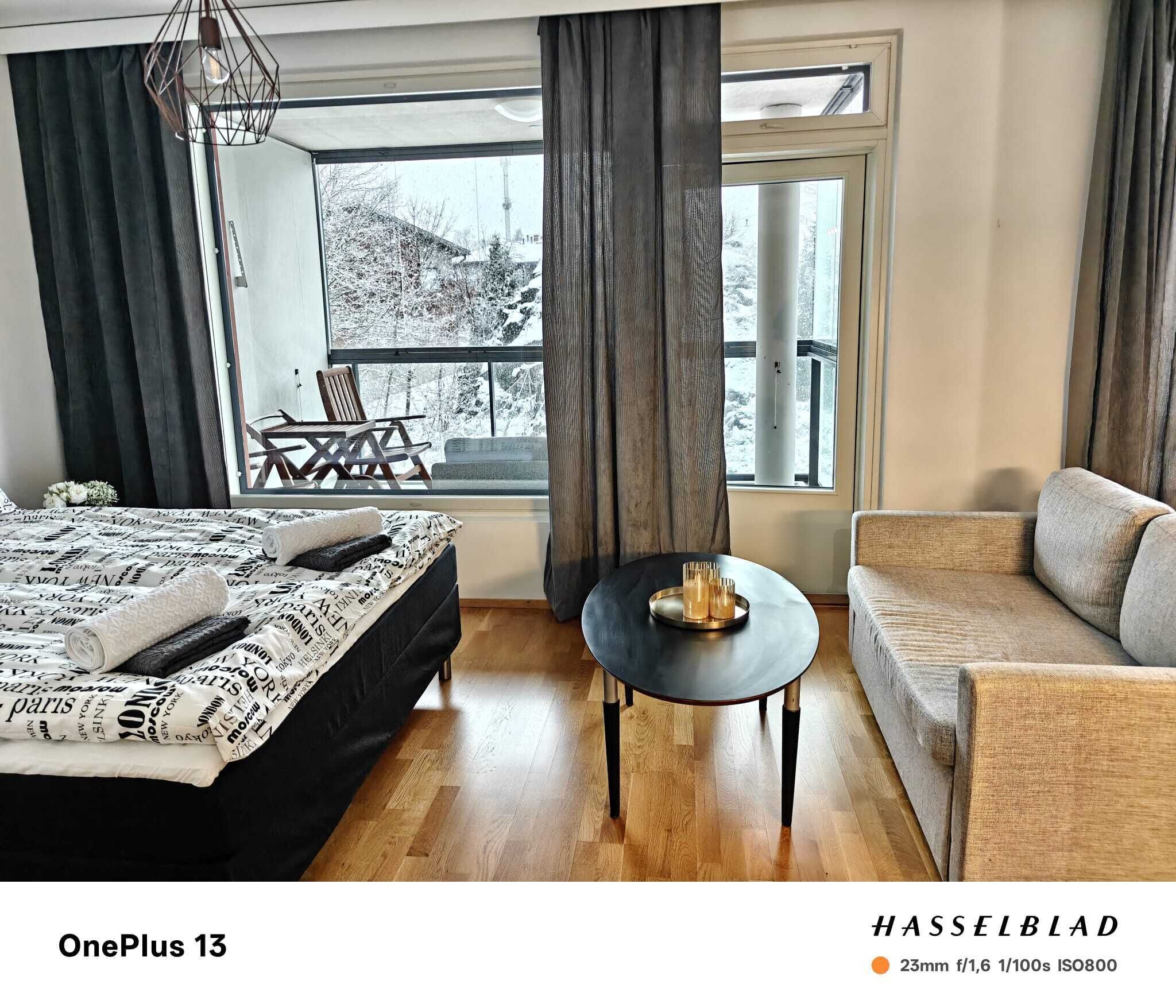 Silitysrauta/-lauta, Wi-Fi, vuodevaatteet