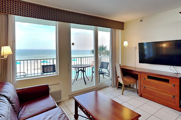 Smart TV, videogiochi, tavolo da ping pong