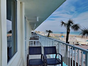 Property grounds - Harbour Beach Resort 203 | Beach Access + Resort-Style Pool (Daytona Beach)