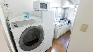 Fridge, microwave, stovetop, electric kettle